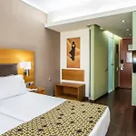 赛龙尼凯普斯酒店 酒店 4*