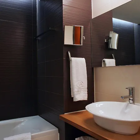 Hotel Capsis 4*
