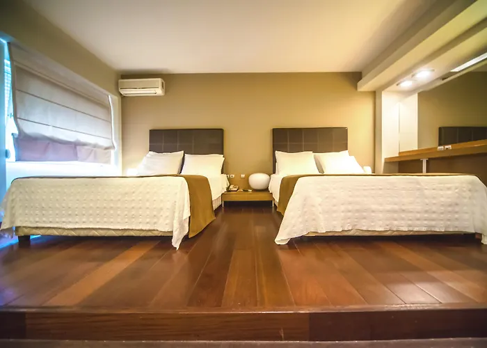 赛龙尼凯普斯酒店 4*