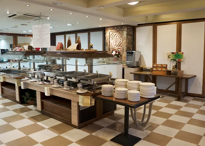 赛龙尼凯普斯酒店 4*