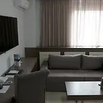Capsis Hotel