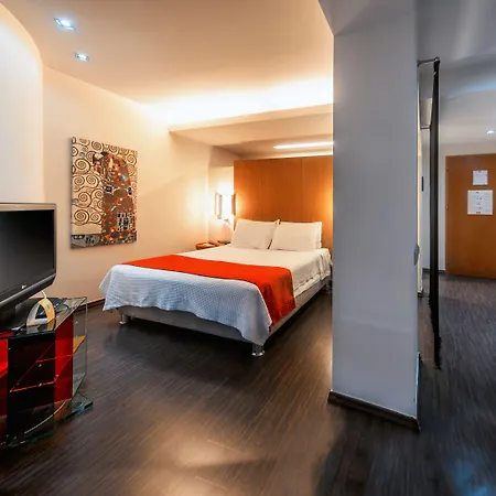 Capsis Hotel