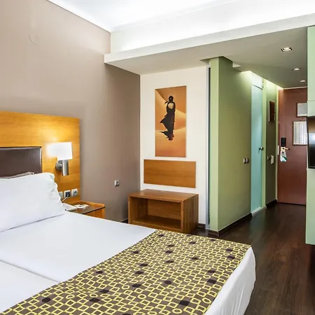 Capsis Hotel 4*